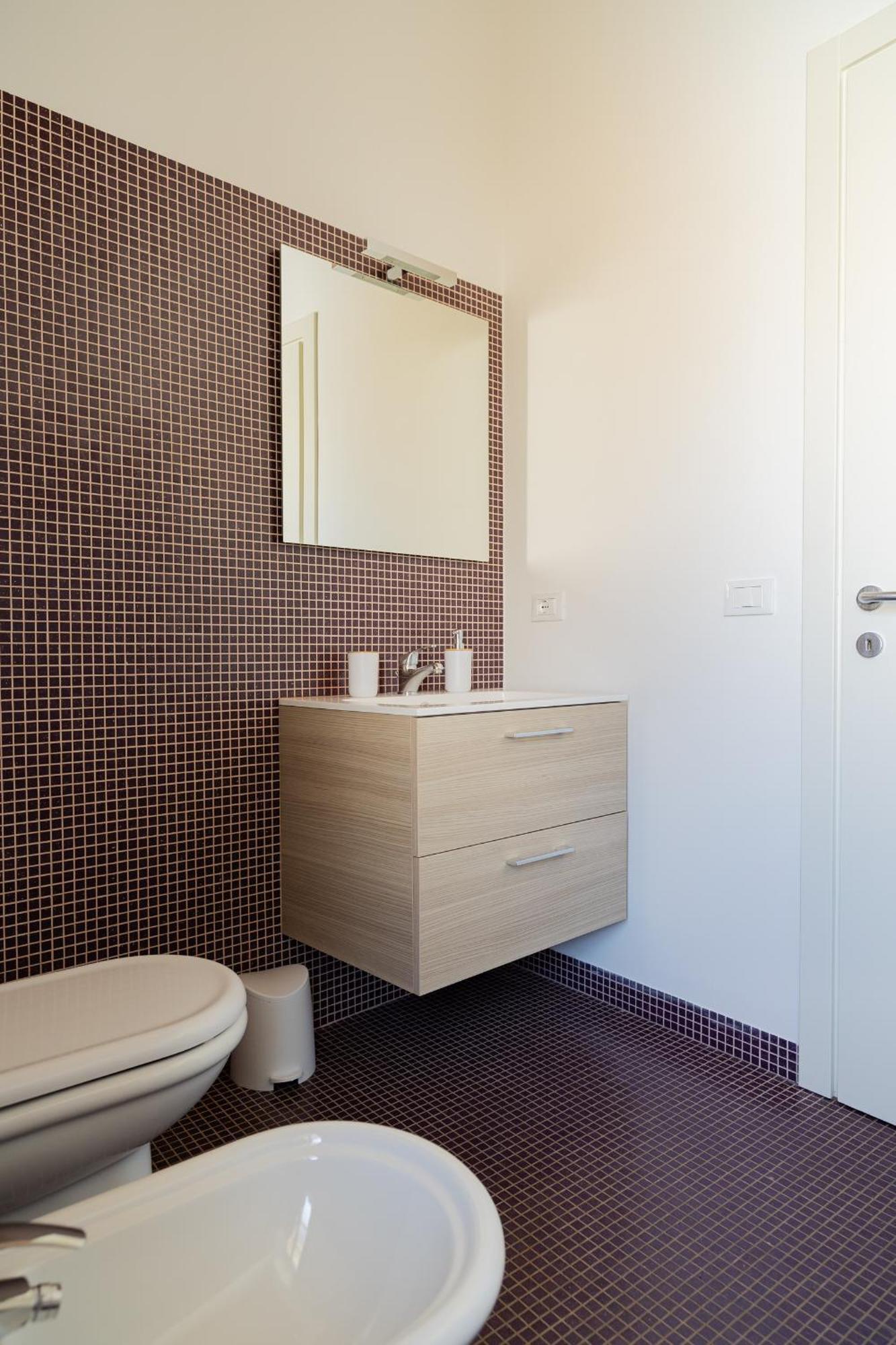 Double Private Parking, 2 Bedrooms & 2 Bathrooms - Elegant Apartment In Old Town Udine Luaran gambar
